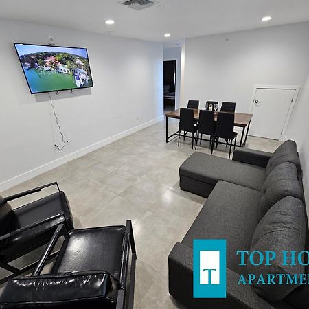 645 Airport Top House Apartments Miami Dış mekan fotoğraf