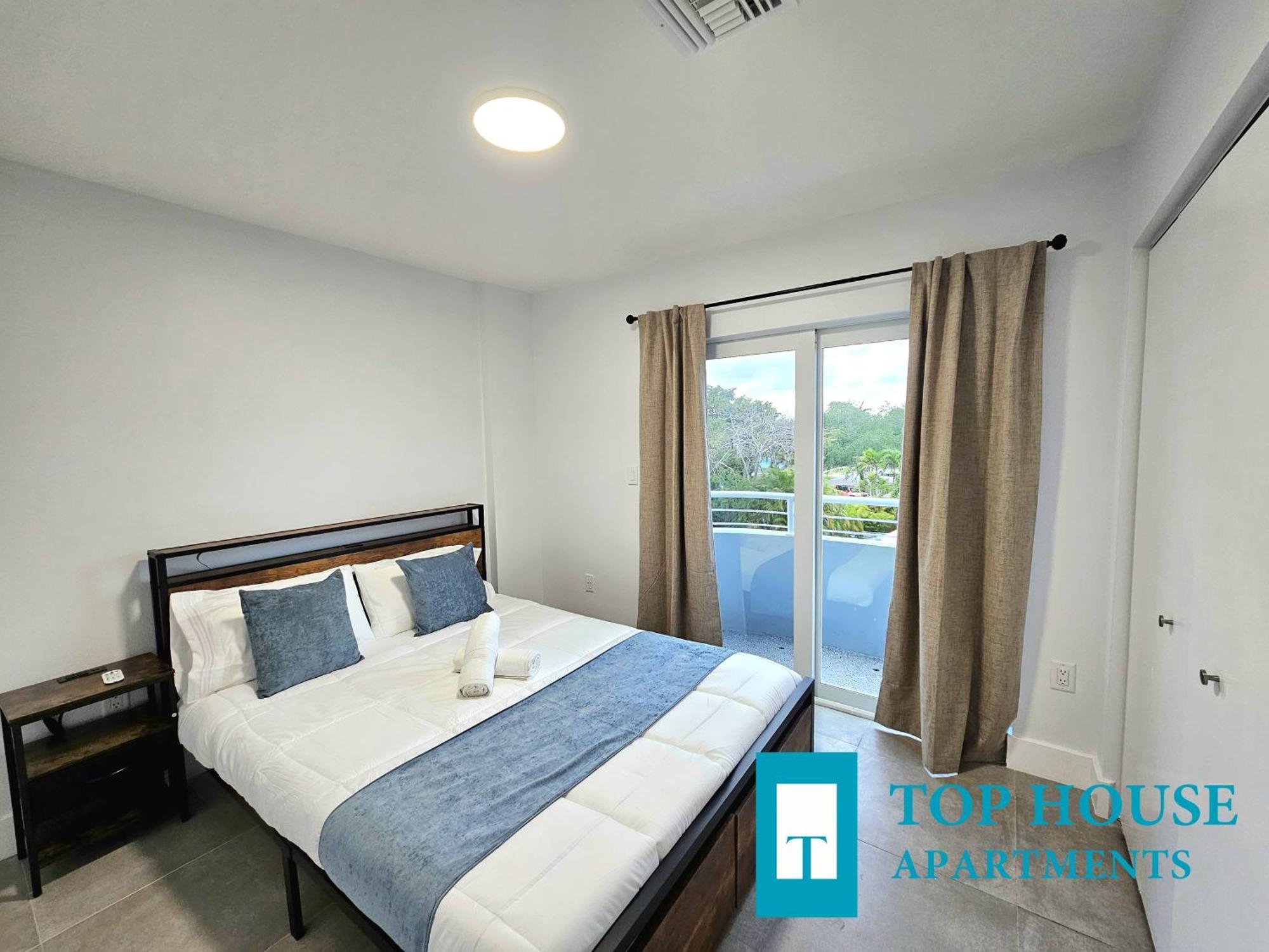 645 Airport Top House Apartments Miami Dış mekan fotoğraf